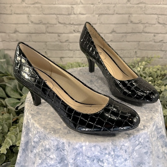 Life Stride Soft System “Parigi” Black Faux Croc Dress Heels WMS 9M🖤Like New - Picture 9 of 9